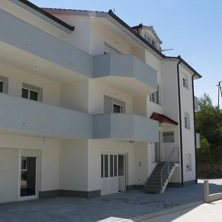 Apartments And Rooms Stipe Podstrana Exteriör bild